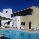 Porfyris Отель 2*