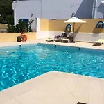Отель Porfyris 2*