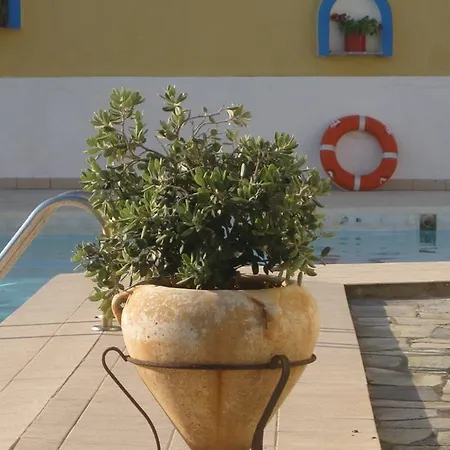 Porfyris فندق Mandrákion